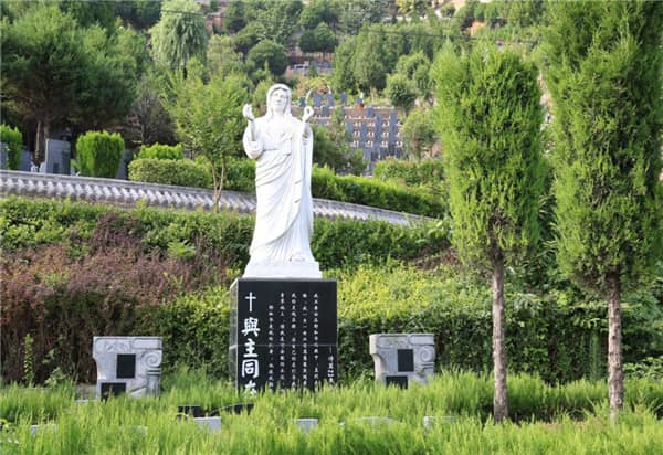 如果家屬在西安壽陽山墓園內違反了保護環(huán)境的規(guī)定,可能會面臨哪些后果?