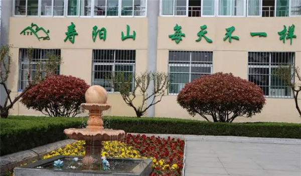 壽陽山墓園熱售龍鳳碑墓碑型介紹