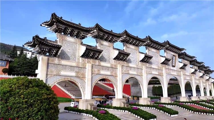 西安霸陵墓園232路公交車可直達,陵園墓地選購攻略