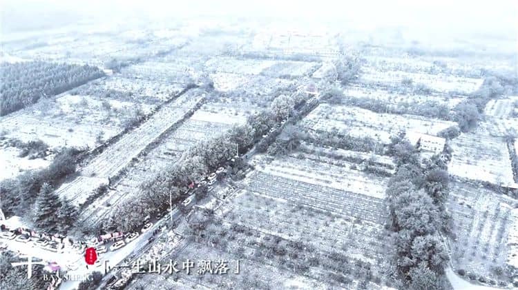 西安霸陵墓園新區(qū)位于西安市灞橋區(qū),是霸陵墓園的擴建區(qū)域
