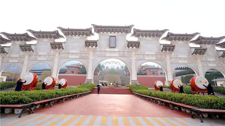 西安霸陵公墓:推動文明祭奠,倡導綠色殯葬新風