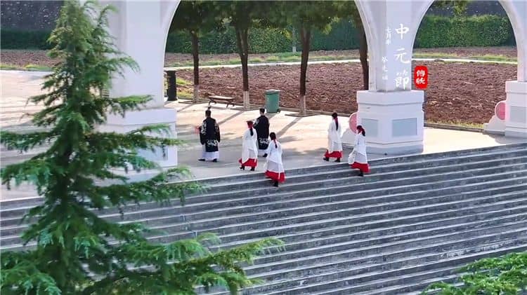 西安霸陵墓園新區(qū)怎么樣,周邊墓地選哪家好?