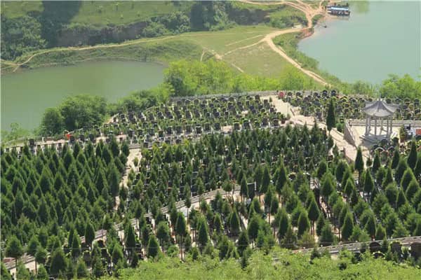 西安高橋墓園分區圖，以時光為友